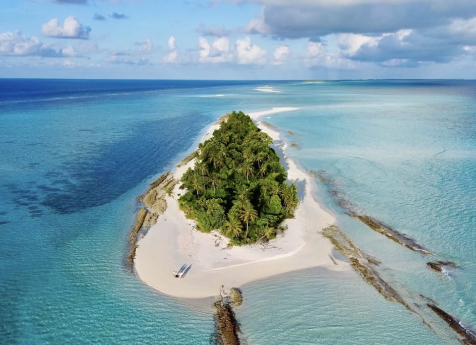 Aamdhanee libeyne gothah Innafushi, Fulhadhoo Council aa havaalu kuranee 