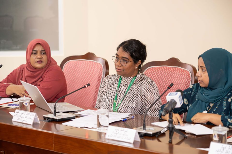 5 beys fiyavai, konmehen beynunavaa beys list gai himeney hurihaa beyheh vanee etherekoffai: MFDA 