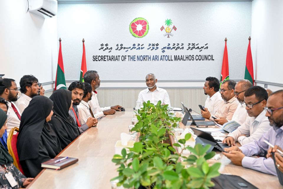 Majilis chuttee ahfahu councillor innge adhadhu madhukuran islaahu hushahalhaanan: Raees 