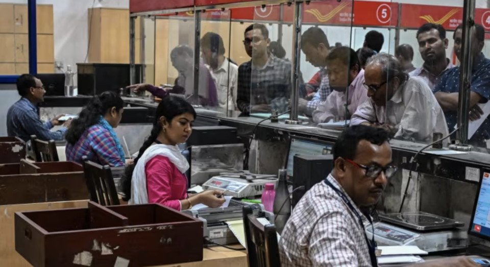 India in America ah kuraa post ge hidhumaiy suspend kohffi