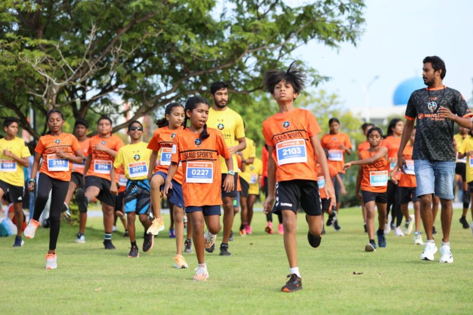 Dhiraagu Maldives Road Race ge official coaching partner inn iulaan koffi 