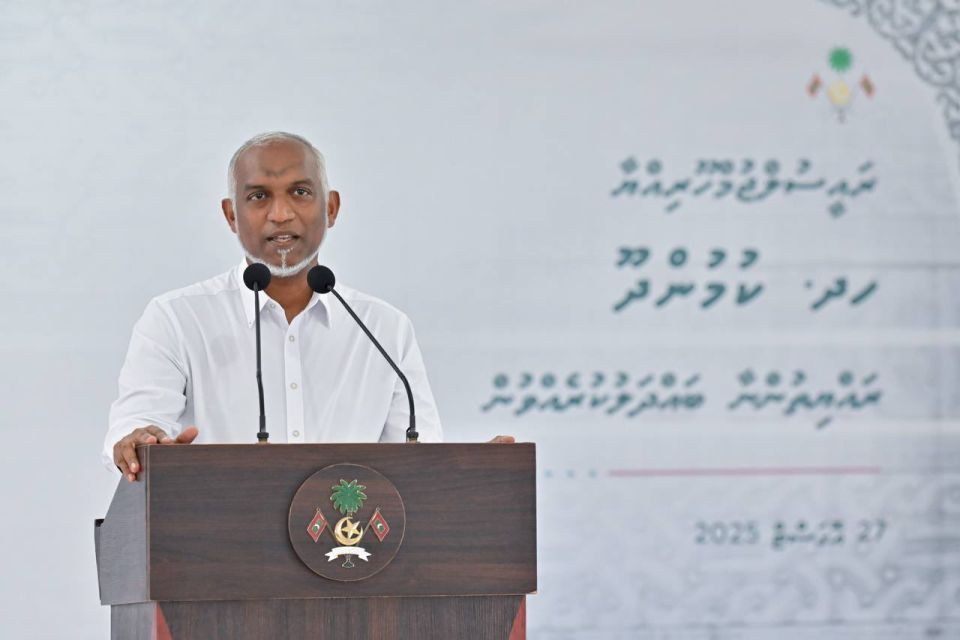 Kumundhoo aa bandharu hadhaanee rashu rayyithun beynunvaa thaneggai: Raees
