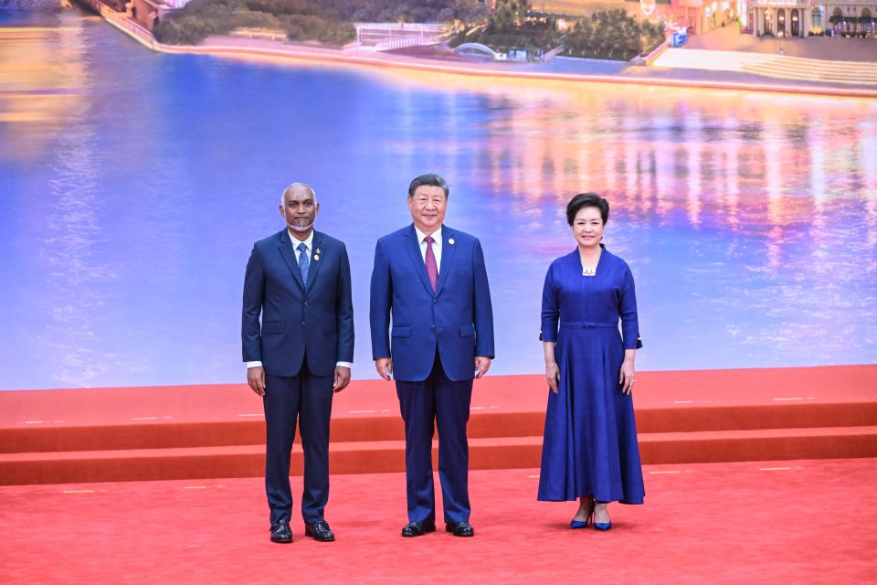 Xi ge dhekanbalun beyvvevi haassa farikkolhehgai Raees Muizzu baiverivevadaigenfi