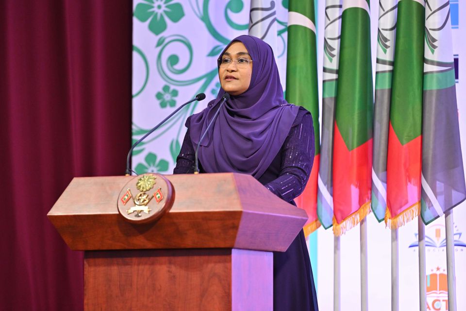 First Lady praises Ahmadhiyya School for its distinguished history, achievements, and role in student development