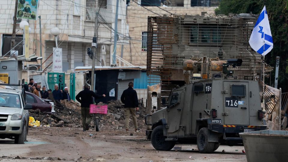 Israel in hamalaadhee Gaza ge 52 meehun maraalaifi
