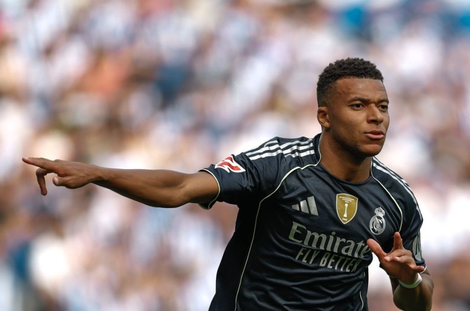 Mbappe ge varugadha form aaeku Real ge record kuriyah 