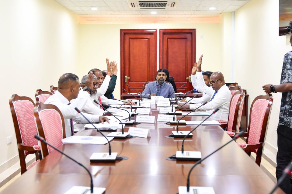 Bill beyrukollan noosverin hushahelhi patition ge masakkath kuriah nugendhan committee in nimmaifi