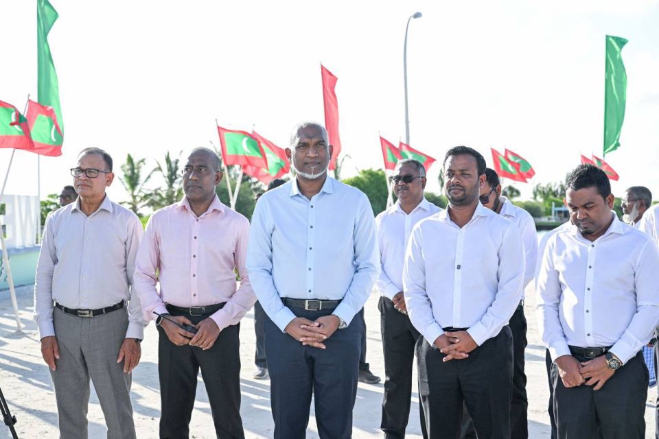 Bilehdhoo bandharu mashroou aaeku, bin hikkumuge masahkaiy ves kuranee 