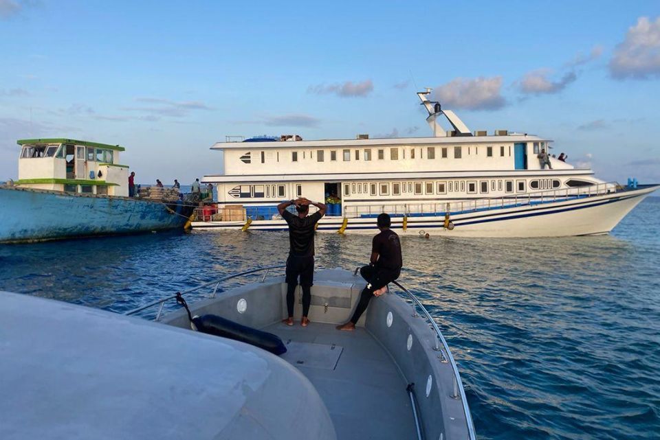 Male' in dhihdhoo ah dhathuru kuri boat eh farah araifi