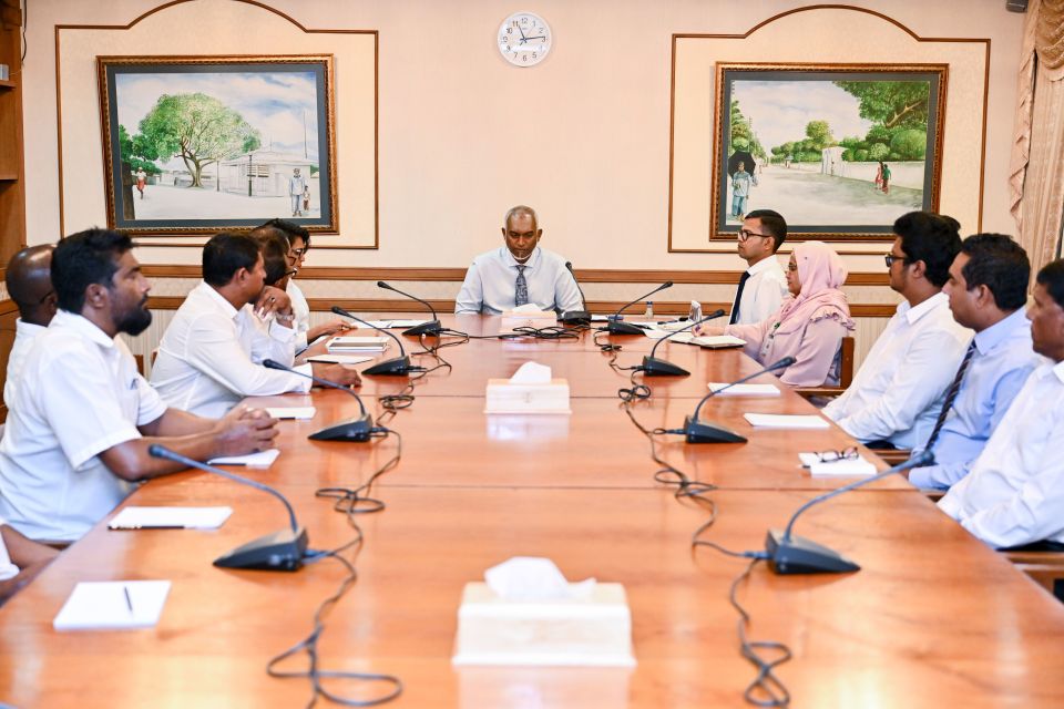 Faisaa dhinumuge kankann medhunukendeynekann yageenvumun, mass ganna agu bodukohdheynan: Raees 