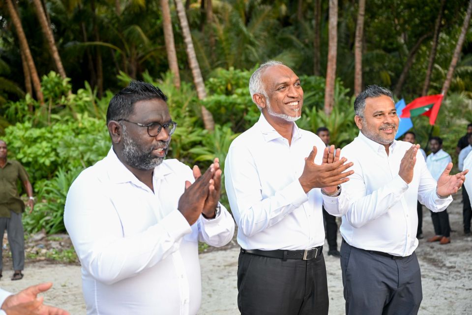 30 mas dhuvahuge thereygai Bilehfahi airport ninmaanan, madu jehumeh naannaane: Raees