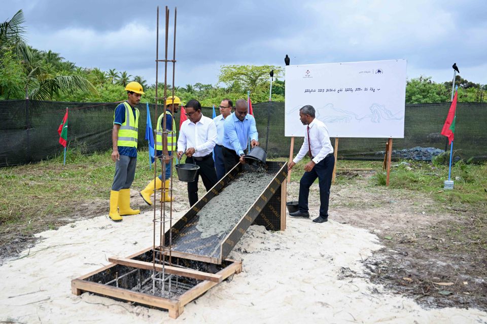 Feevaku school ge aa imaarathuge bingaa alhaifi 
