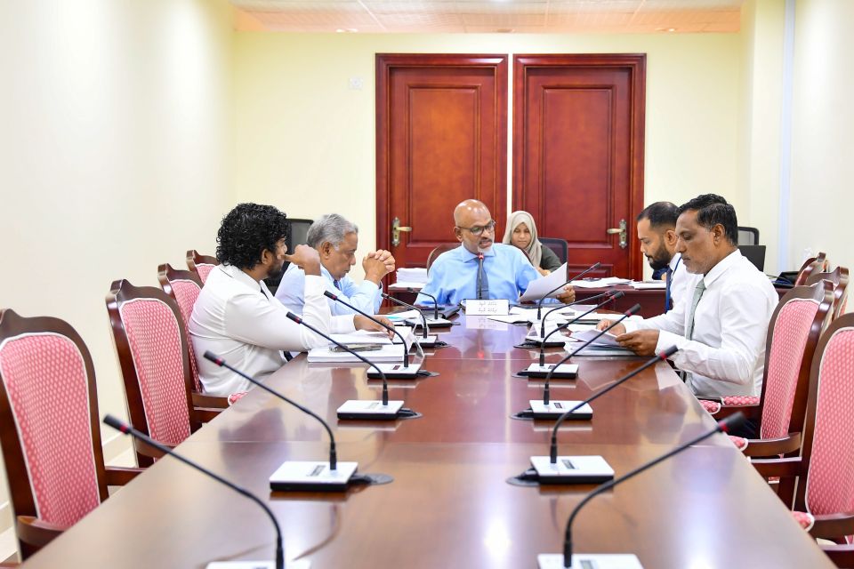 POLCO hiyaanaathugai himeney fuluhunge thahugeegah aa office eh ufaddhan hushahalhaifi