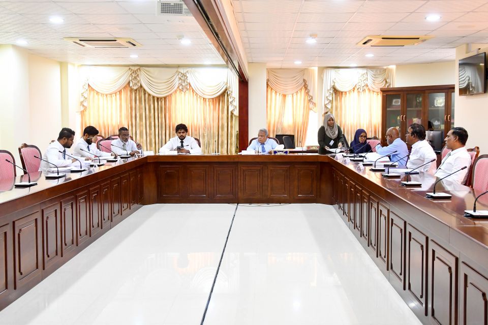 Thuhumathu thakugai ehvves asaaseh neiy: Dh. Atholhu council ge raees 