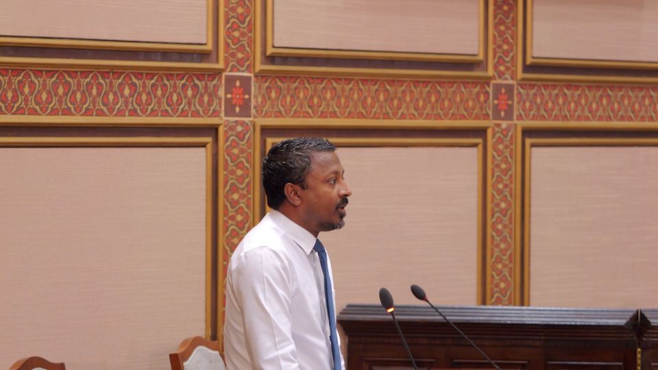 Kandu hoadhan kuraa masakkathuge hoadhunthah mimahu cabinet ah hushahalhanee: Usham