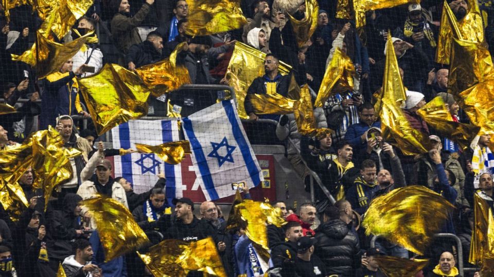 Villa in nimmee Maccabi Tel Aviv supporter in nuvahddhan 