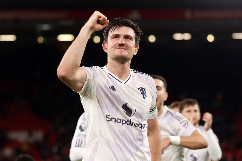 9 aharu fahun United in Liverpool dhandugai molhuvejje 