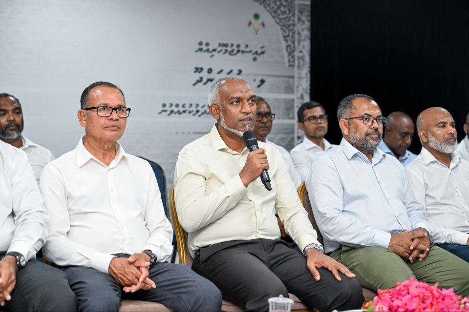 40 Aharu therey Kunanhandhoo ah vadaigennevi furathama Raeesakee Dr. Muiz