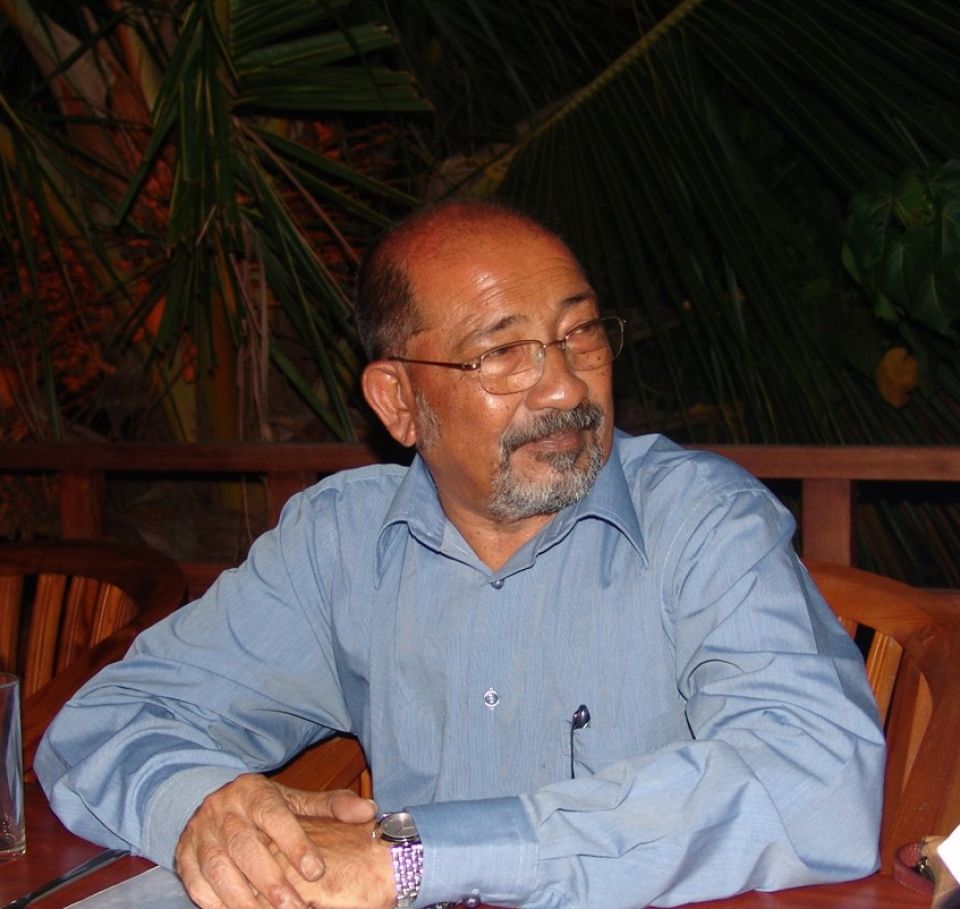 Badhurunnaseer ge khidhumathuge dhigu maazeege therein