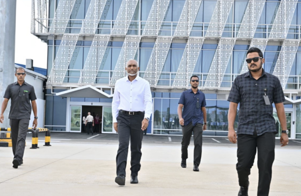 Raees Dr. Muizu K. adhi Lhaviyani atholhah furaavafdaigenfi 