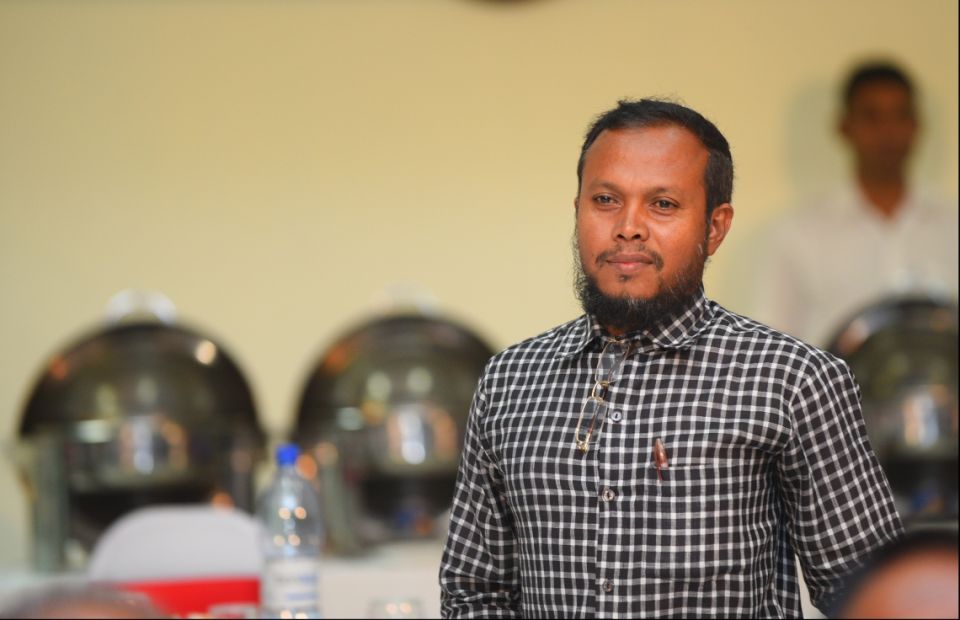 Nasrullah ah kuraa dhauvaa PG in anburaa gengosfi
