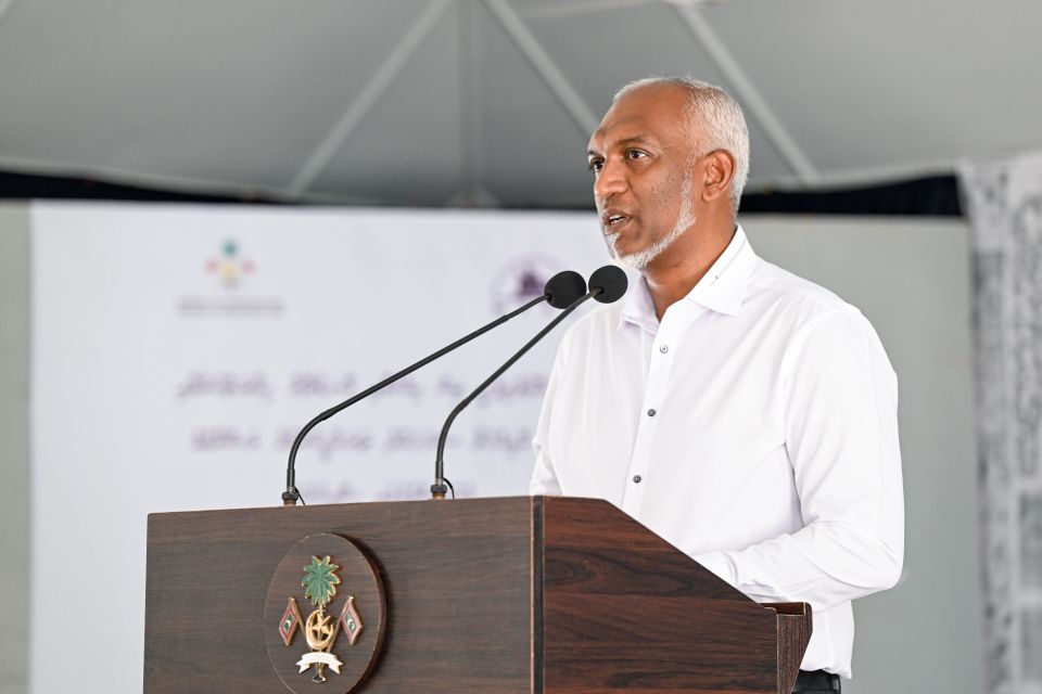 Anna aharuge budget akee baakee huri vaudhuthah fuhddhaidheyne budget eh: Raees 
