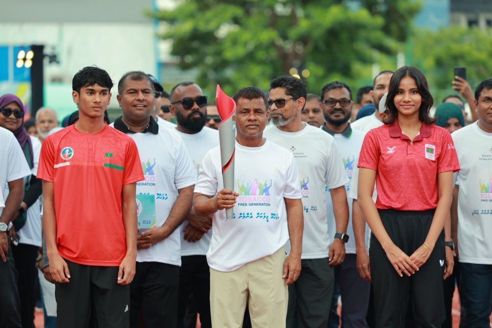 Dhunfathaa dhekolhu 