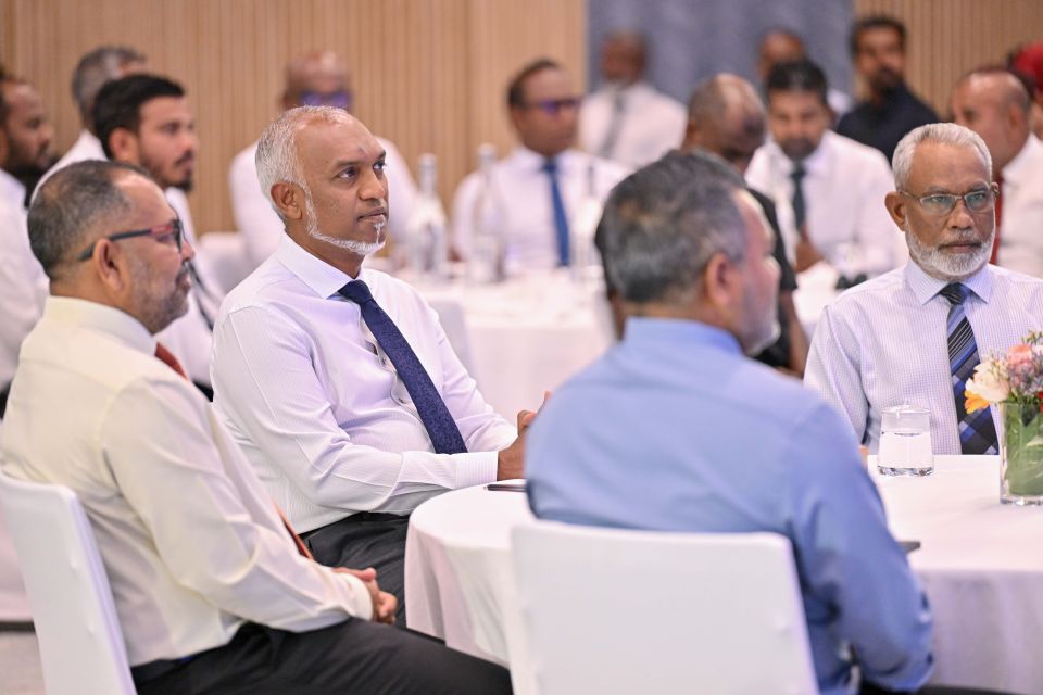Igthisoadhu mihaaru rangalhu, beynumee aanmu farudhun muhsandhikohdheyn: Raees 