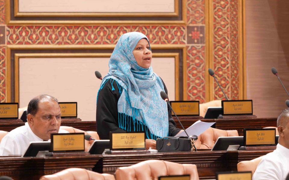 Muhimmu 5 amaazah budget vanee battan koffai: Anaaraa