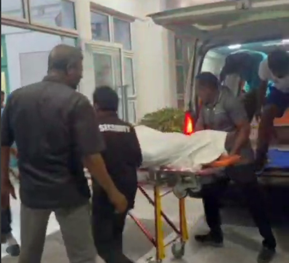 Kaashidhoo farah eri boat in gellunu meehaa maruvefai ovvai fenijje