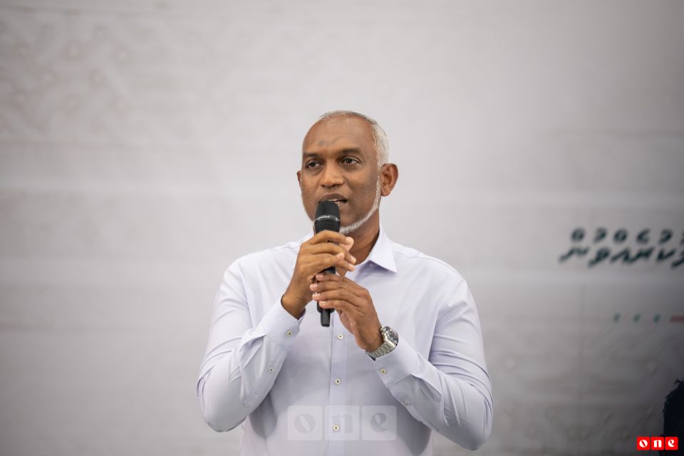 Raees maadhamaa rey Machangolhi rayyithunnaa bahdhalu kurahvanee