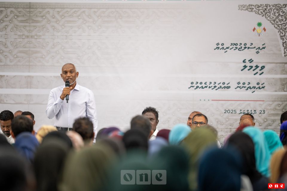 Raees ge bahdhaluvunthakuge kurin suvaalaai hiyaalu hushahalhaakah nujeheyne: Heena
