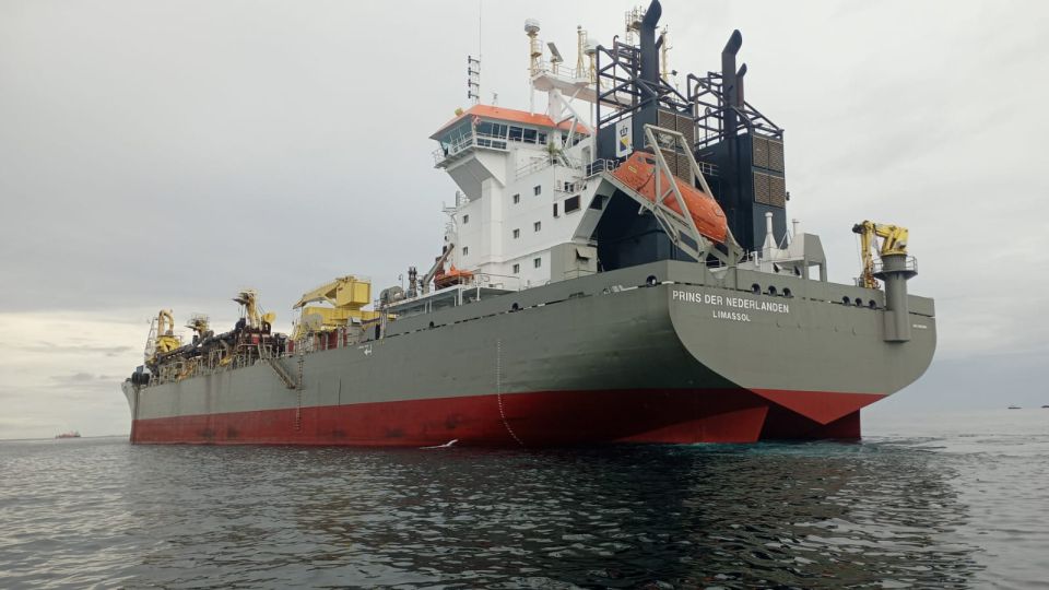Hulhumale' phase 3 hikkan ithuru dredger eh genesfi