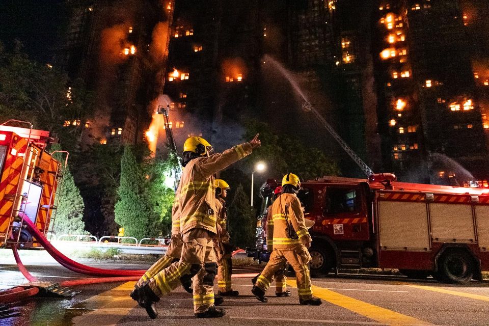 Hong Kong gai roavi tower thakun maruvi meehunge adhadhu 75 ah araifi 