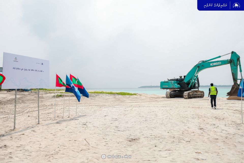 Dhuvaafaru bin hikkumaai gondudhoh himaayaiy kurumuge amalee masahkai fashaifi 