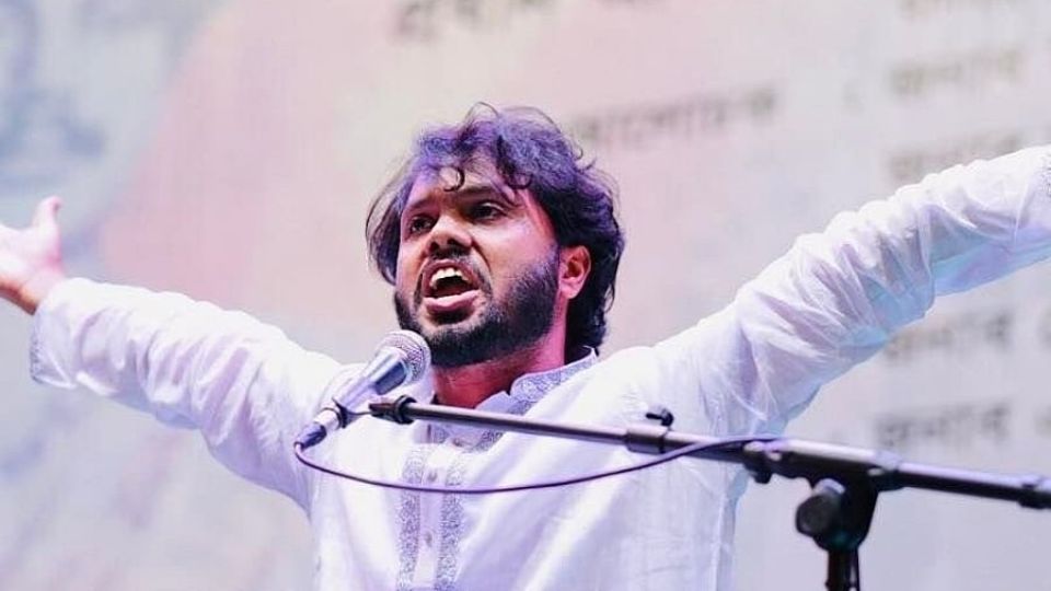 Bangladesh dharivarunge muzaaharaa ge leader Hadi ah faruvaadhemun dhanikoh maruvejje 