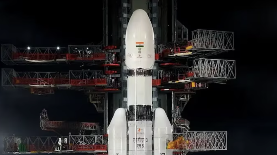 India in miadhu javvah rocket eh fonuvaalanee