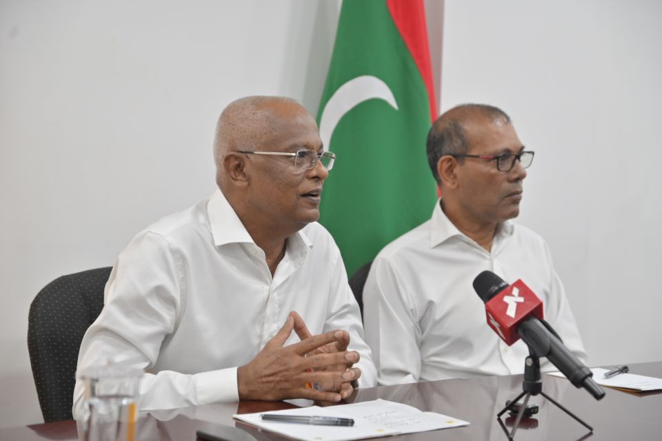 Yameen aa eku ves massakaiy kurevveyne: Nasheed aai Ibu
