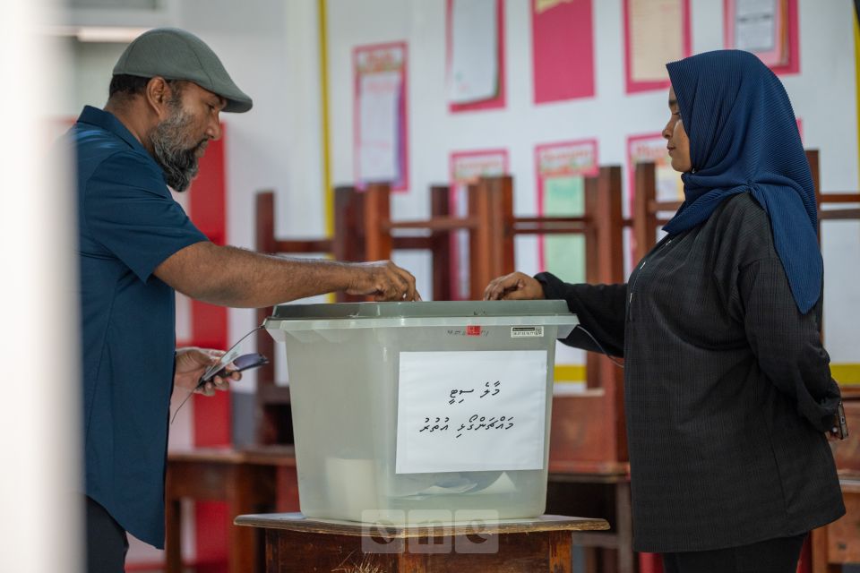 Inthihaabugai vaadha kuran 1600 ah vure gina form hushahalhaifi 