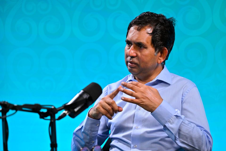 Raees arihun edhunugothah hidhumathdhey gadi aai demurrage  naaraa vaguthu vanee ithuru koffa: Saeed