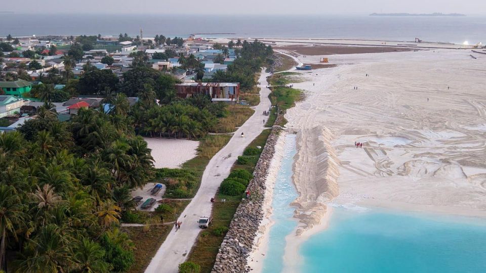 21 Hectares Reclaimed for Dhidhdhoo Airport Project