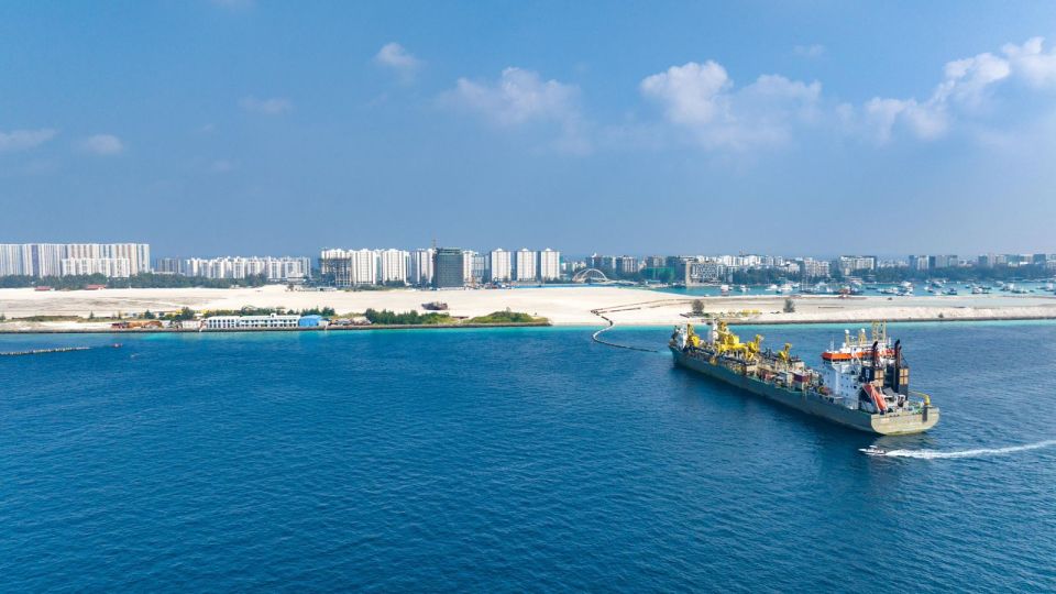 Hulhumale' Phase 3 ge 62 hector ge bin hikkaifi 