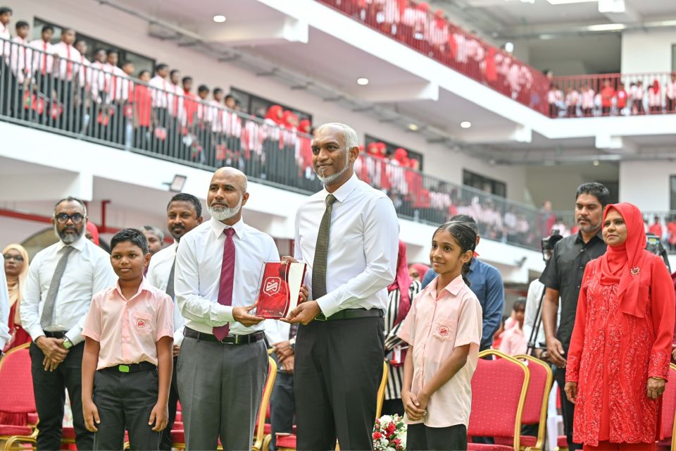 Dhe aharun massakaiy ninmai Shaheed Ali School hulhuvai kiyevun fashaifi 