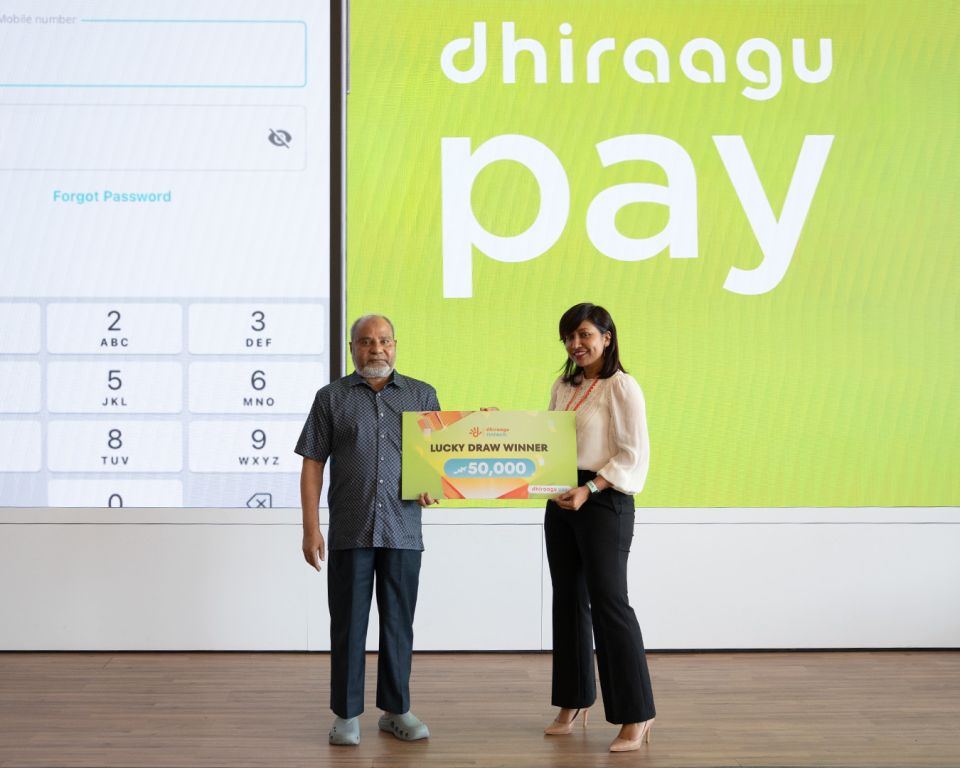 Dhiraagu Pay in dhey 50,000 rufiyaa ge naseebu veriyaa iulaan kohfi