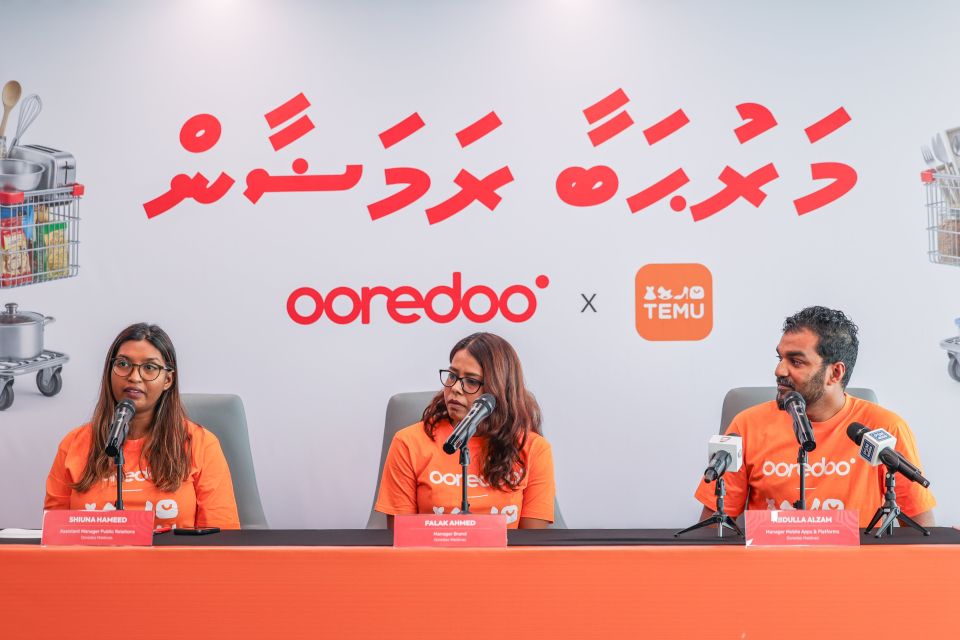 Ooredoo in 50,000 customer innah temu in 100 dollar ge discount dhenee