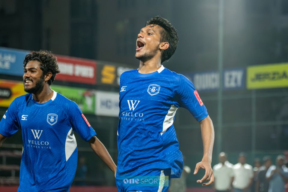Vaadhaveri semi akahfahu, Dhevvadhoo in thaareehee final ah 