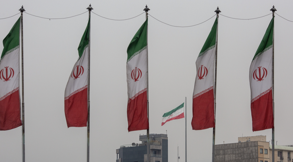 America aai Iran ge mashvaraage dhevana buru Geneva gai baavvanee