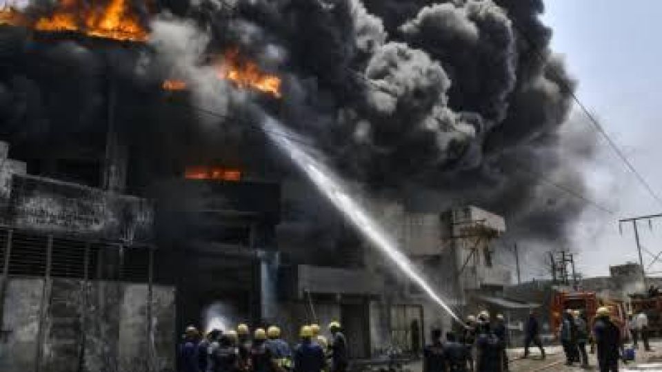India ge badi beys factory eh govai 21 meehun maruvehjje