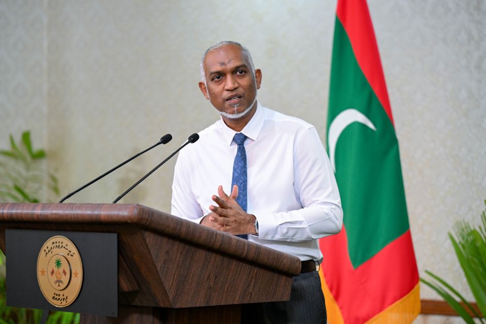 Kaaboathaketheege dhahcheh neiy, aguves mahchakah nudhaane: Raees 