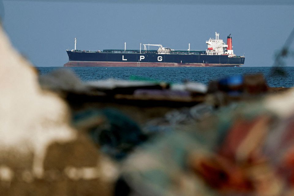 India ge boat thah Hormuz kanduolhi huraskuran hudhdha dhenee